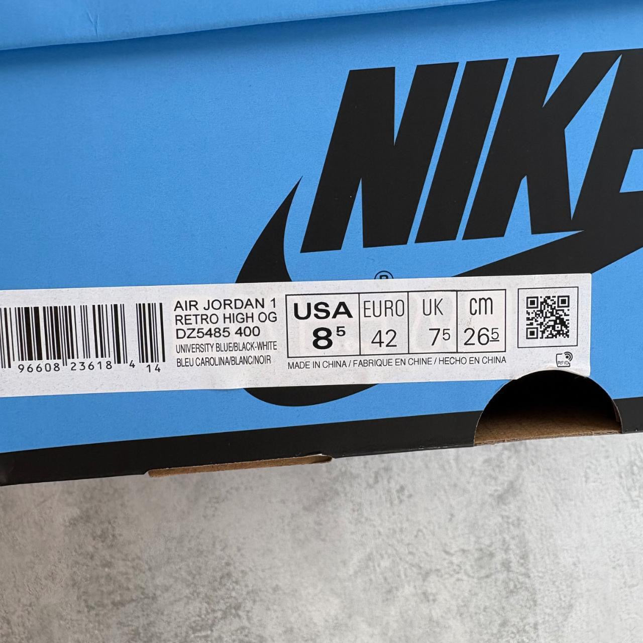 Air Jordan 1 Retro High OG 'UNC Toe' / University Blue