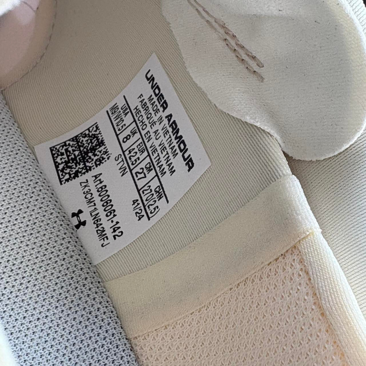 Under Armour Echo Ivory Dune