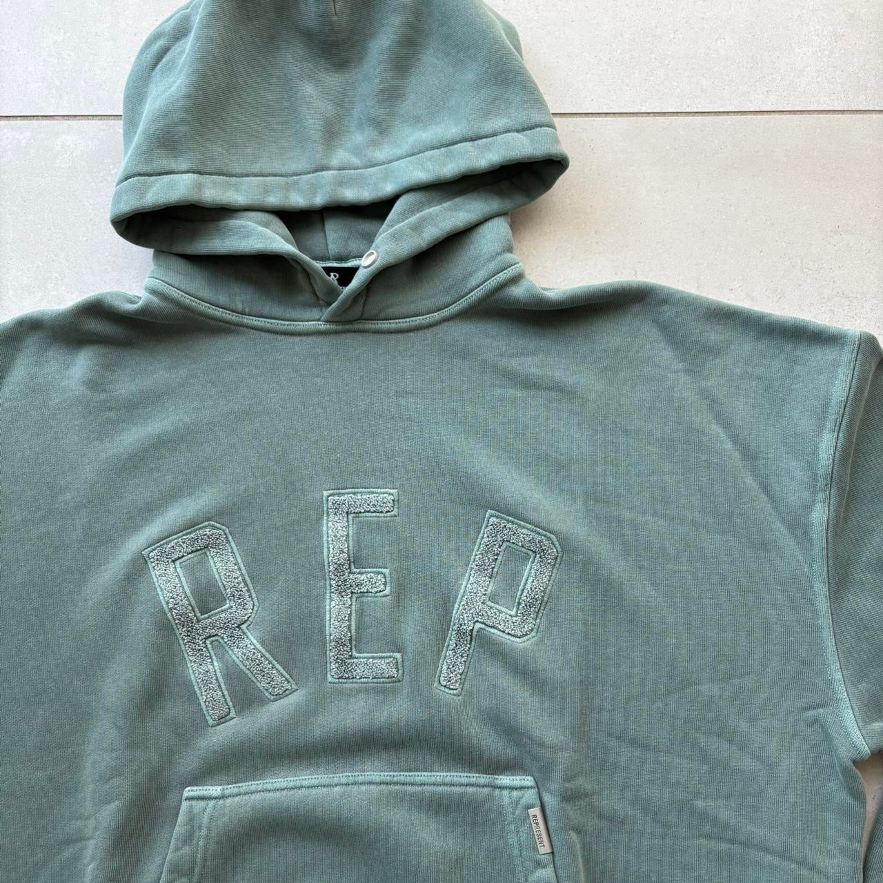 Represent Applique Hoodie / Forest Green