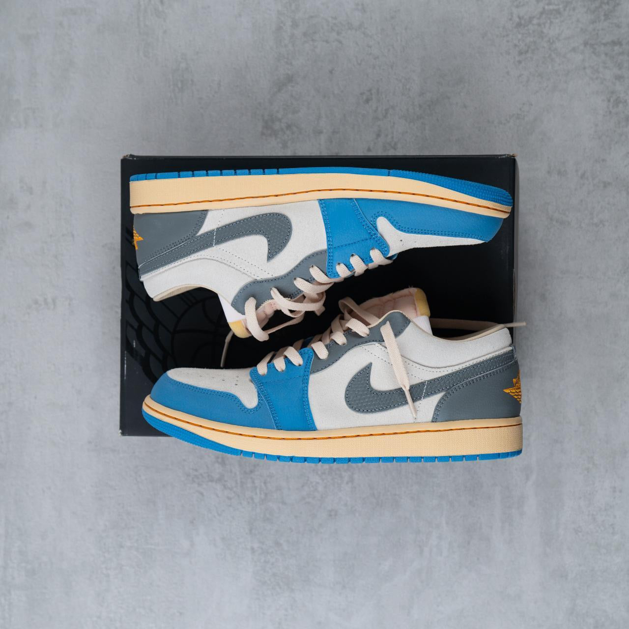 Air Jordan 1 Low 'Tokyo 96' Vintage UNC grey
