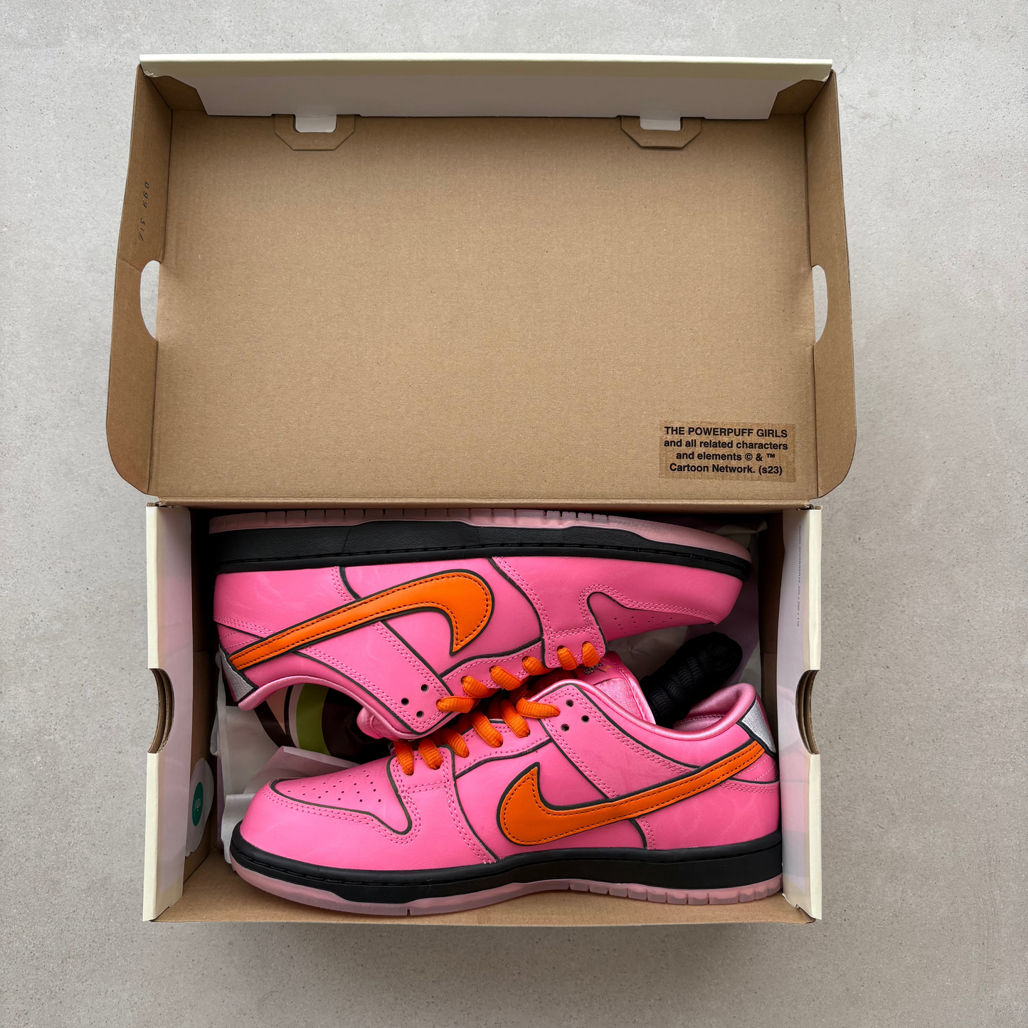 Nike The Powerpuff Girls x Dunk Low Pro SB QS 'Blossom' - UK 8