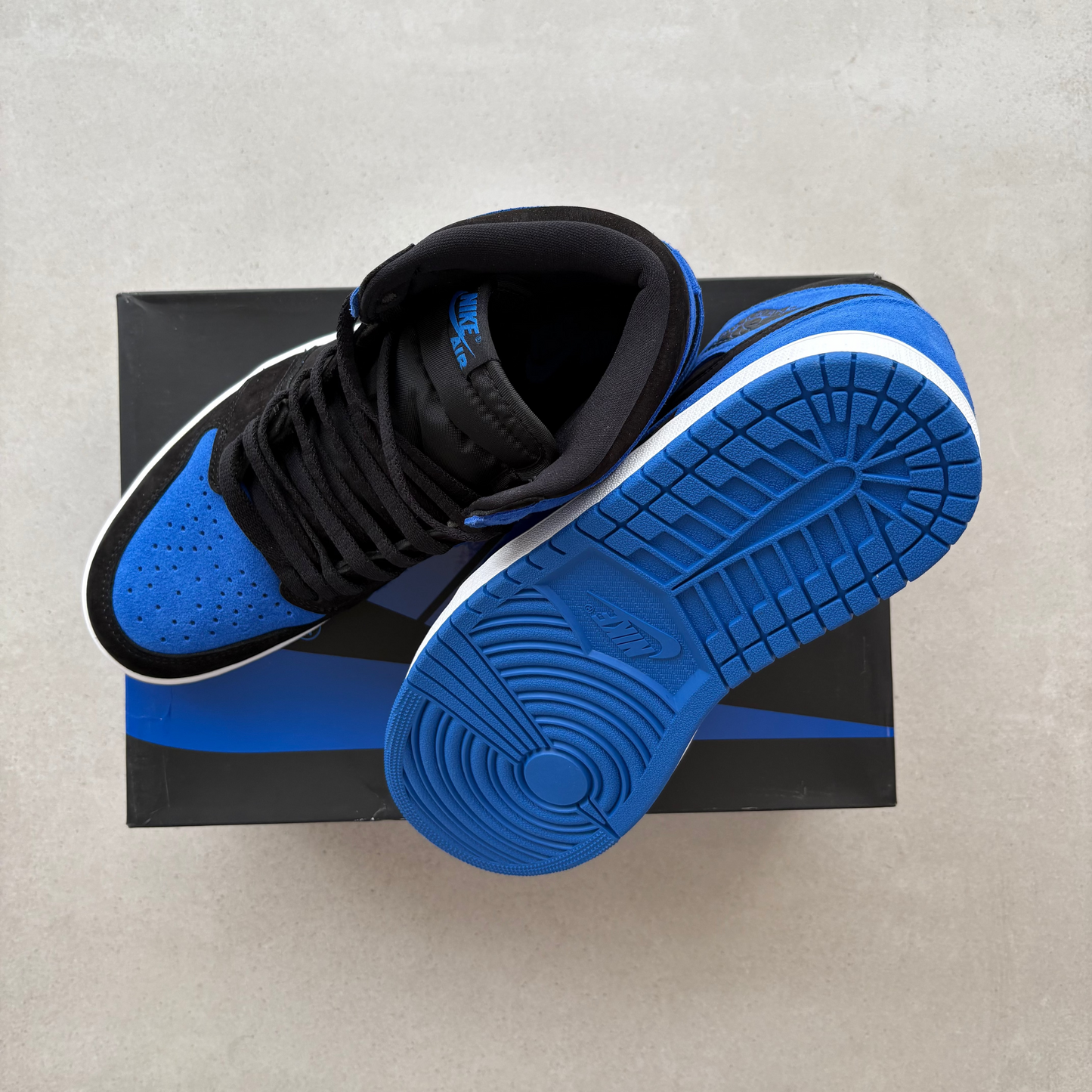 Air Jordan 1 Retro High OG "Royal Reimagined" - UK 9