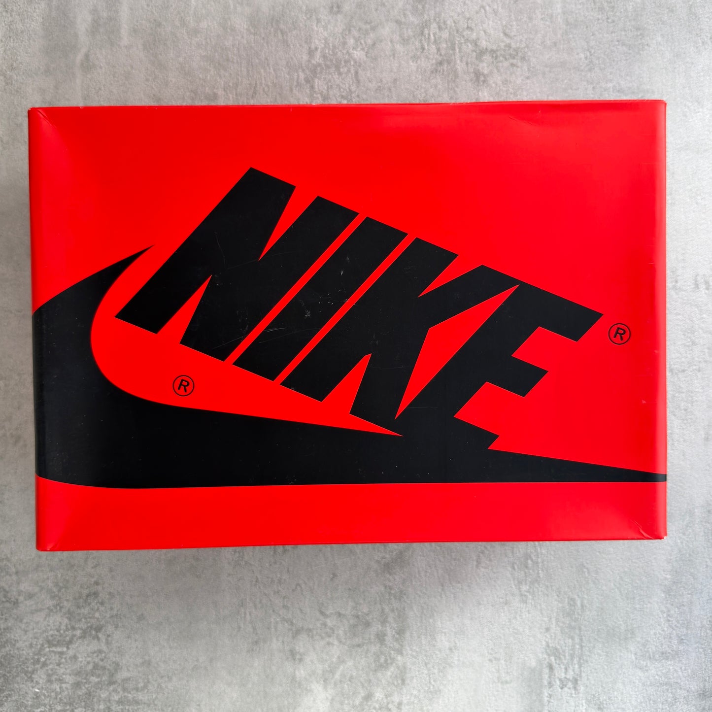 Air Jordan 1 Retro High OG ‘Satin Bred’ (W)