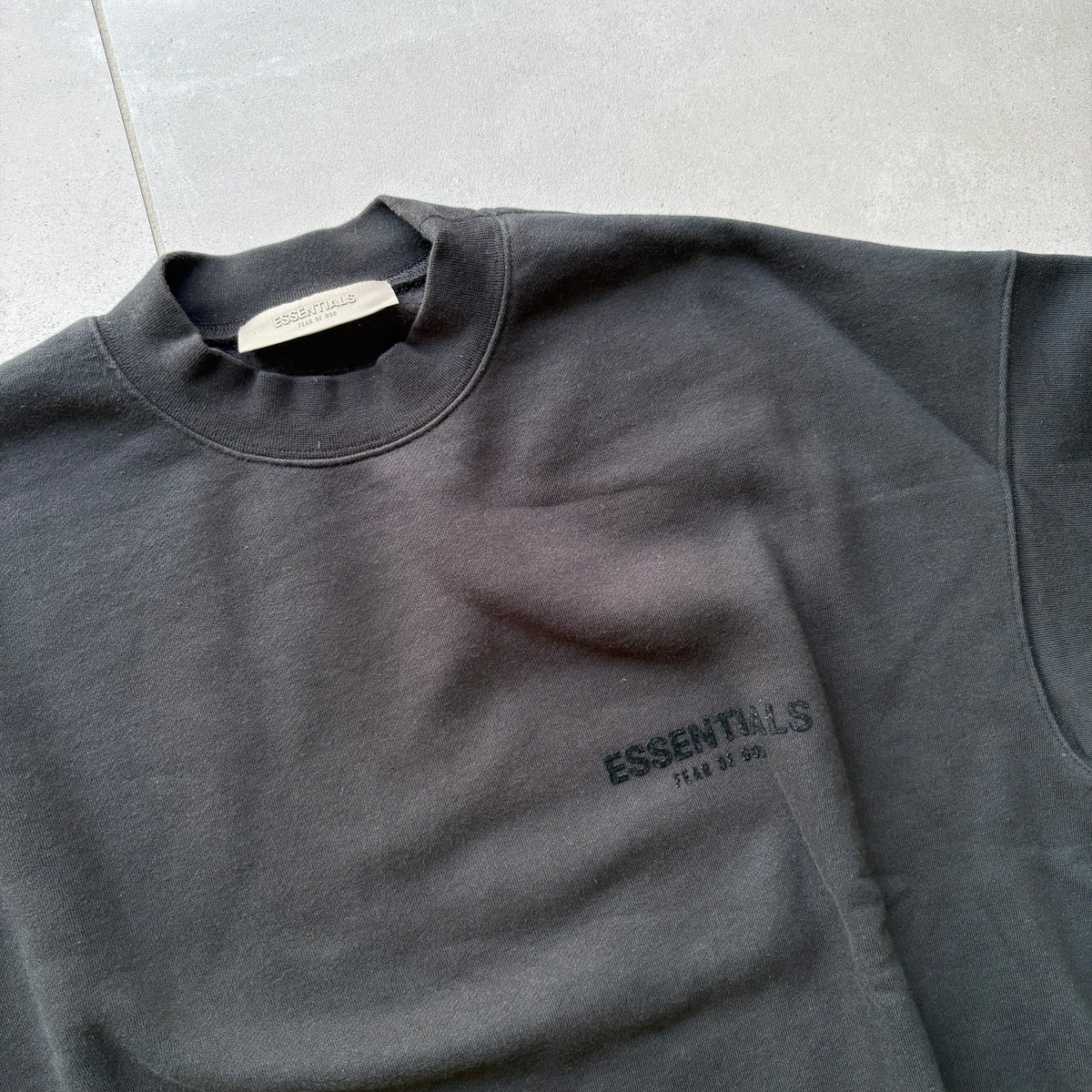 Essiential Fear Of God Sweater