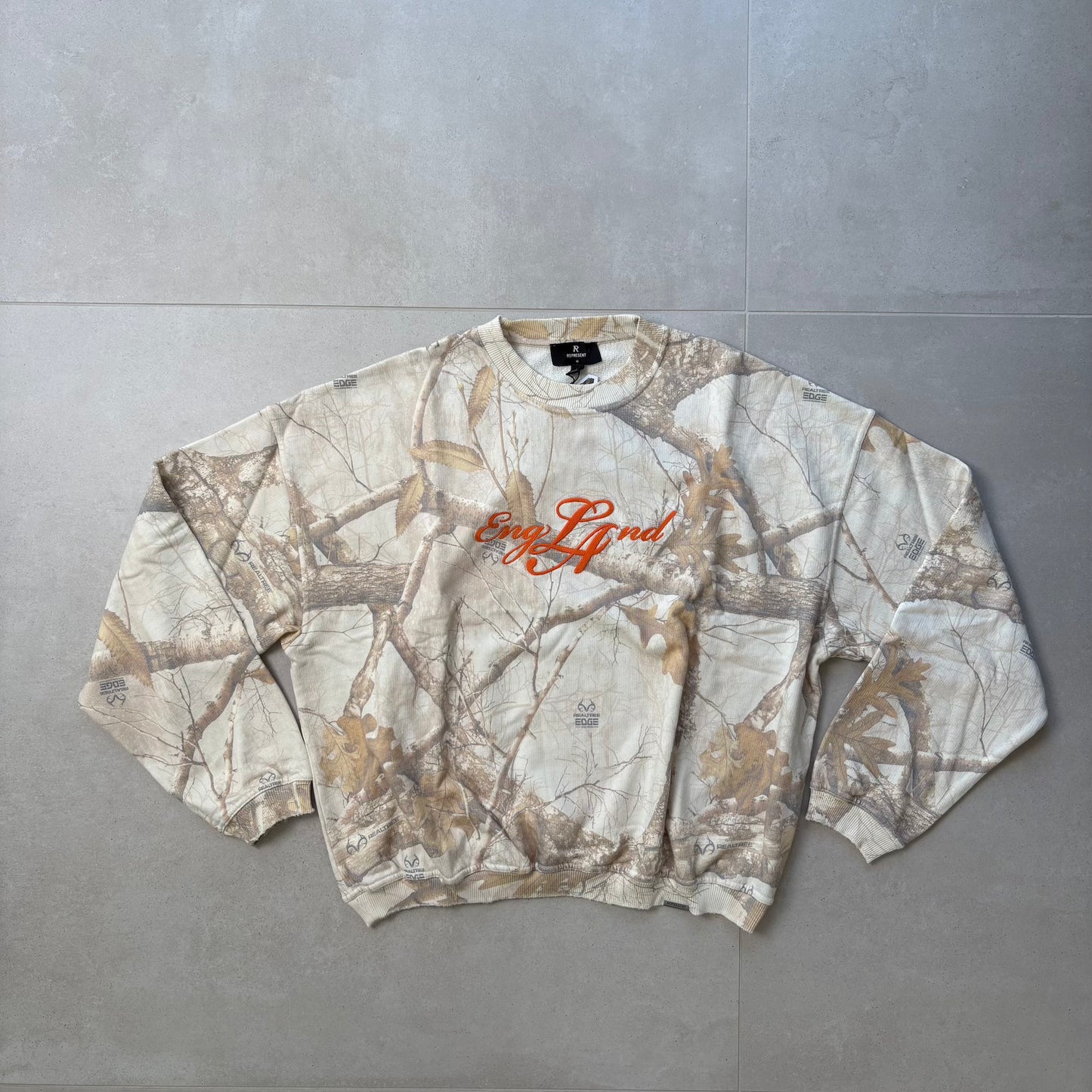 Represent EngLAnd Sweater - Washed White Realtree