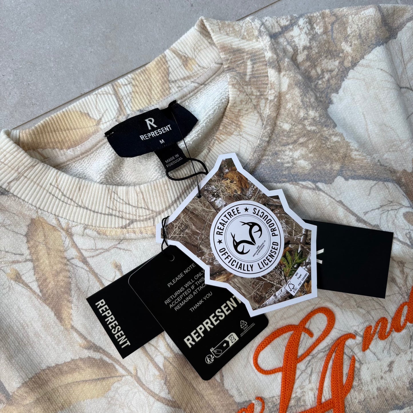 Represent EngLAnd Sweater - Washed White Realtree