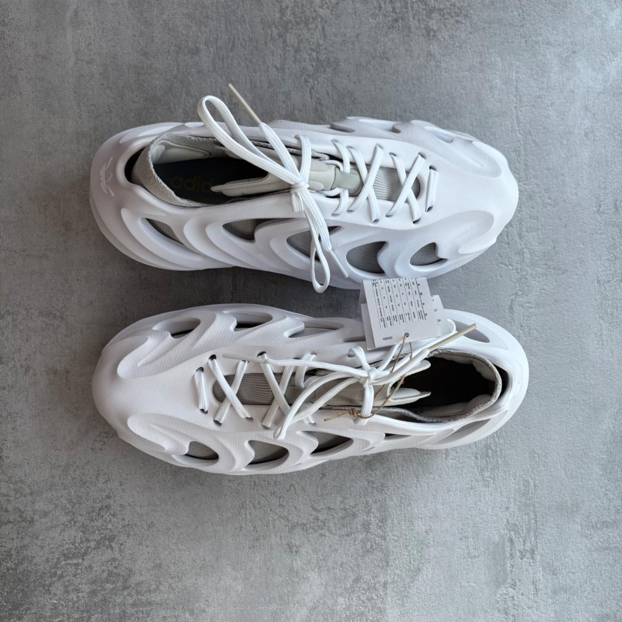 AdiFOM Q Off-White