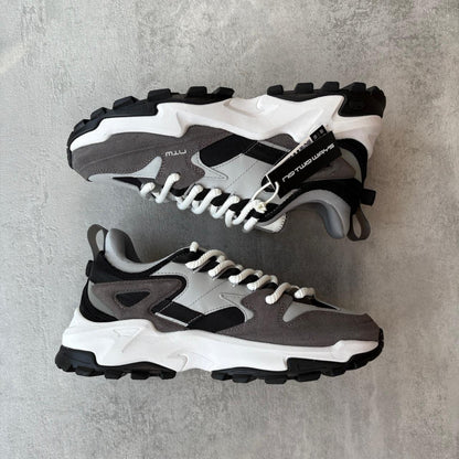 NoTwoWays Model 1 - Concrete / London Cloud / True White / Onyx