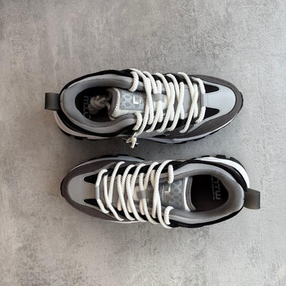 NoTwoWays Model 1 - Concrete / London Cloud / True White / Onyx