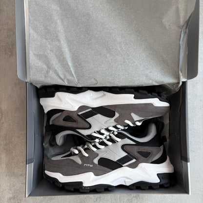 NoTwoWays Model 1 - Concrete / London Cloud / True White / Onyx