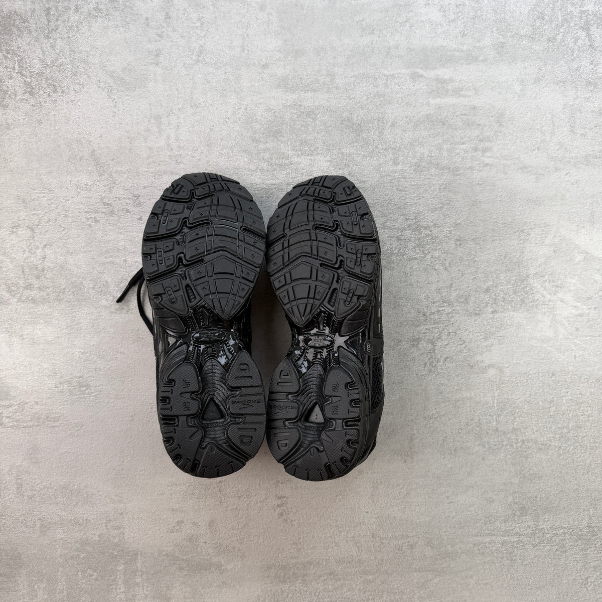Brooks Adrenaline GTS 10 Black Ebony Silver