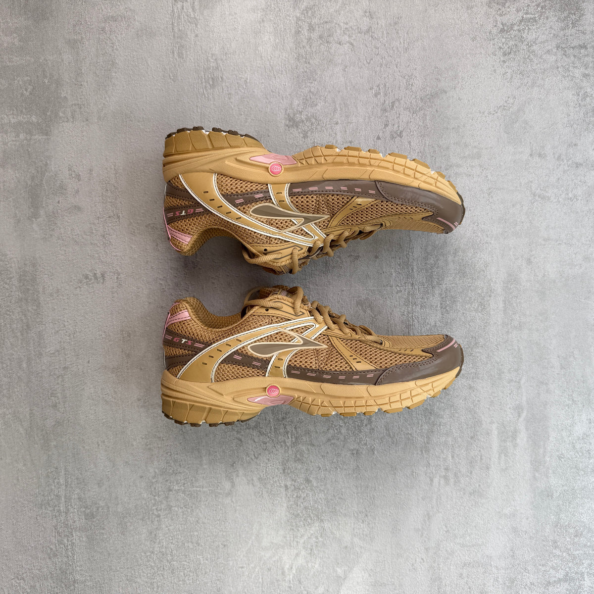Brooks Adrenaline GTS 10 Wood Thrush Cub Soybean