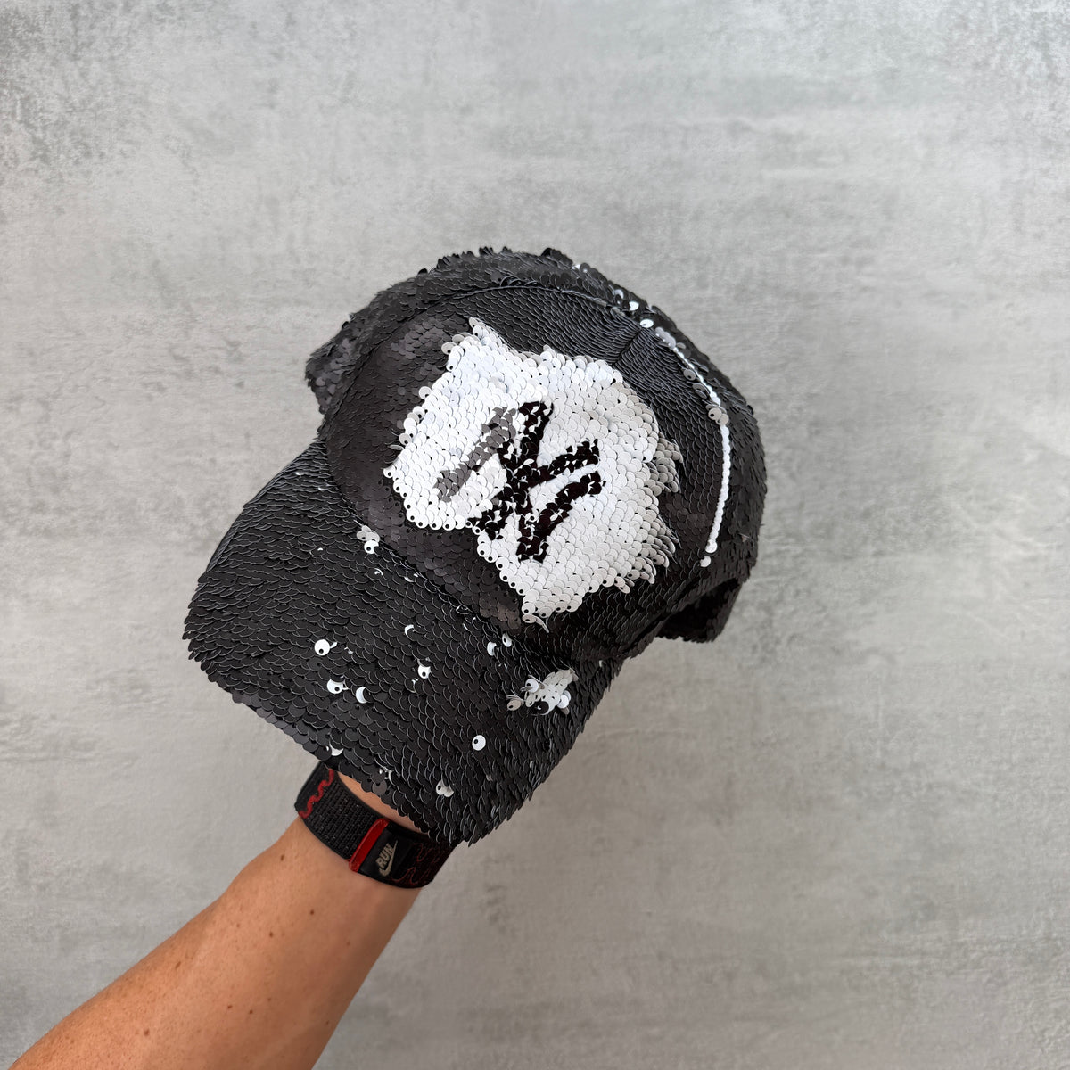 Rakitecht New York Yankees Sequin Cap