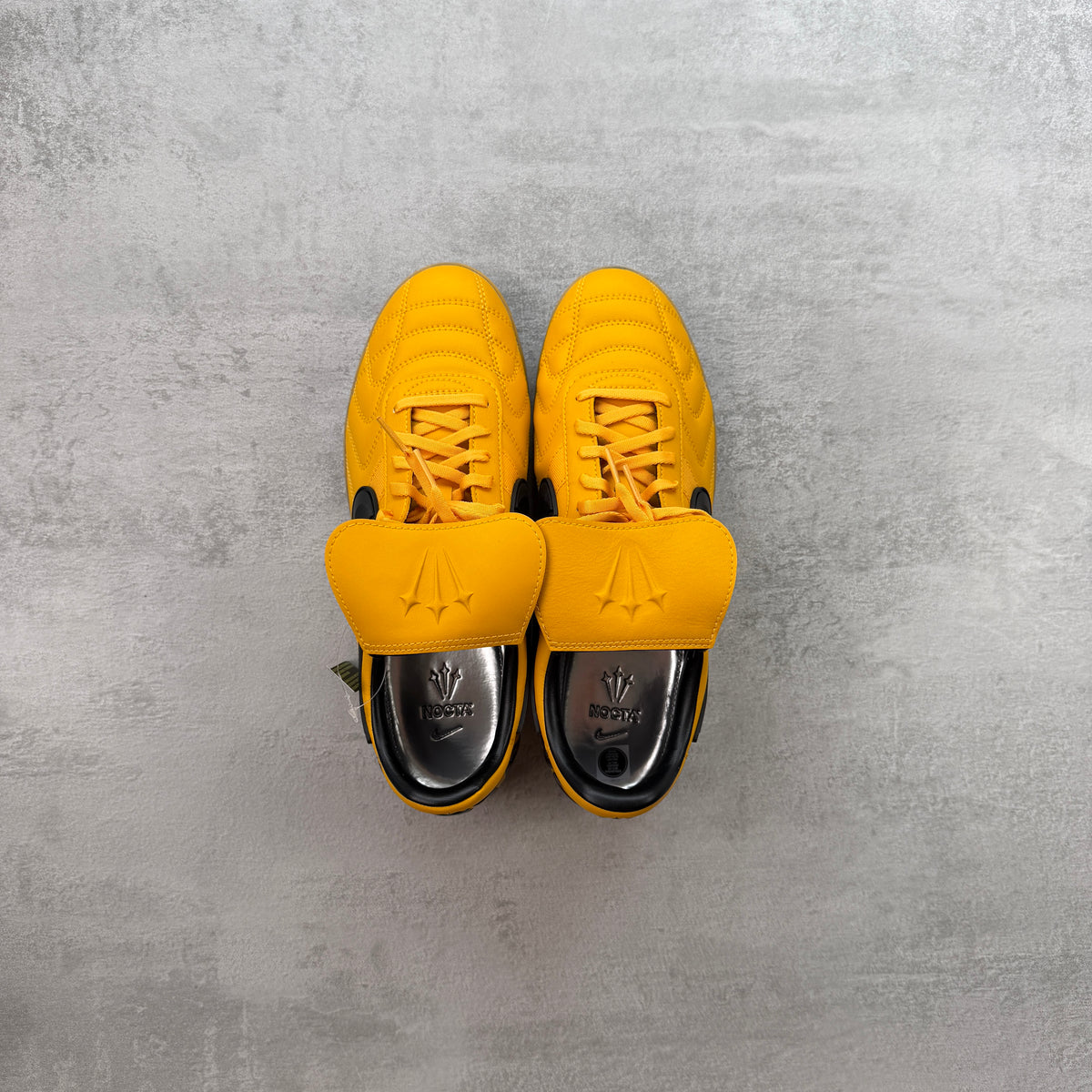 Nike Cryo Shot NCT University Gold