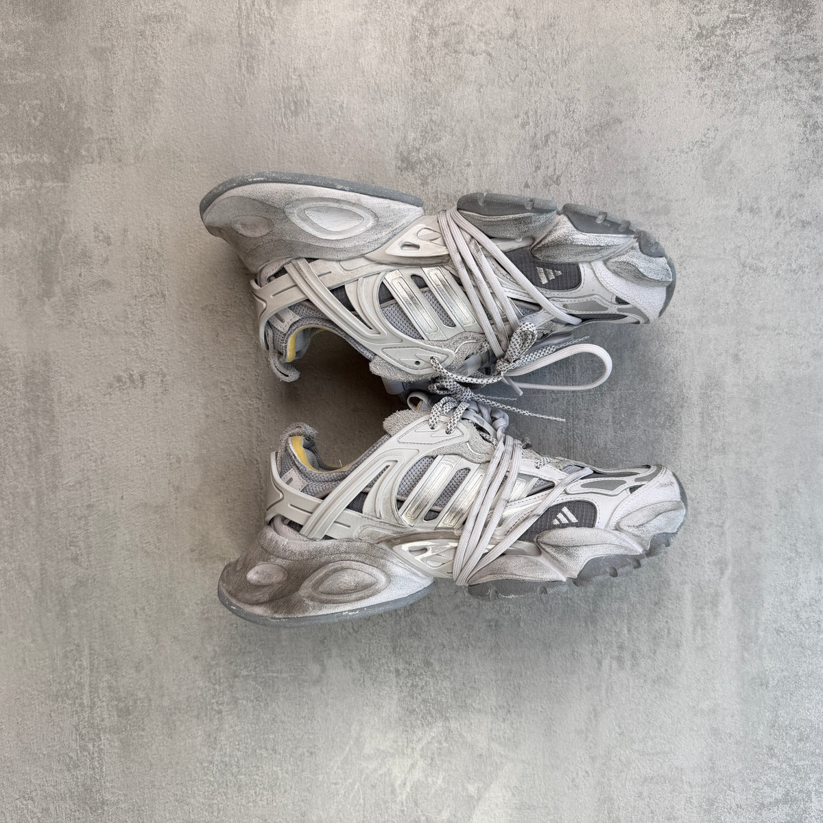 Adidas XLG Runner Deluxe Grey