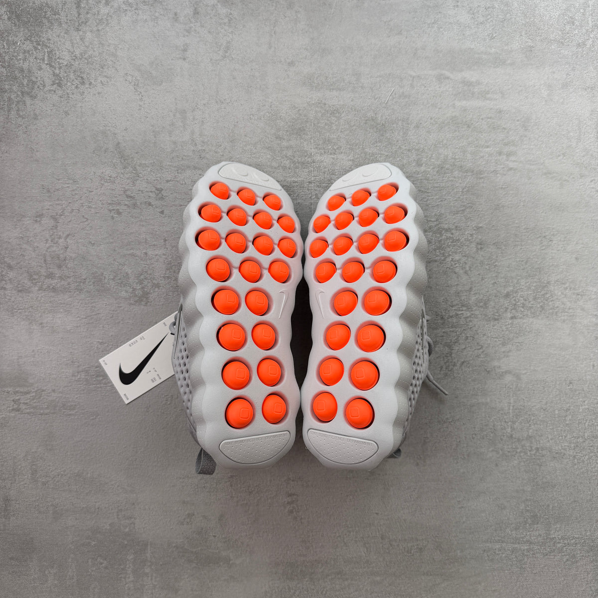 Nike Mind 002 Light Smoke Grey