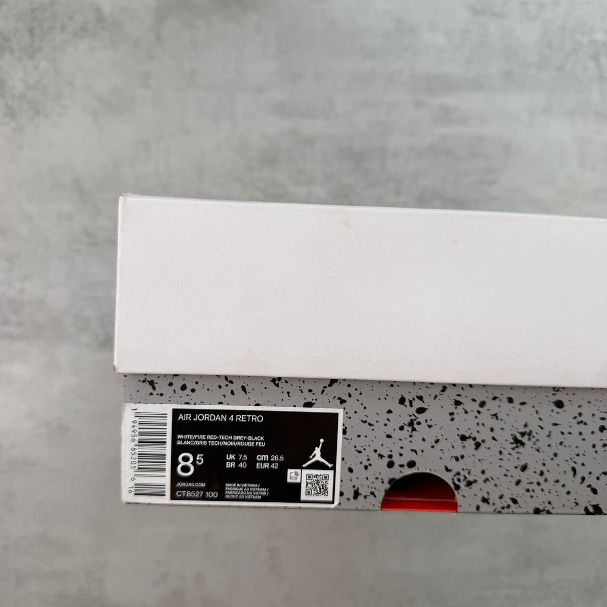 Nike Air Jordan 4 Retro White Cement
