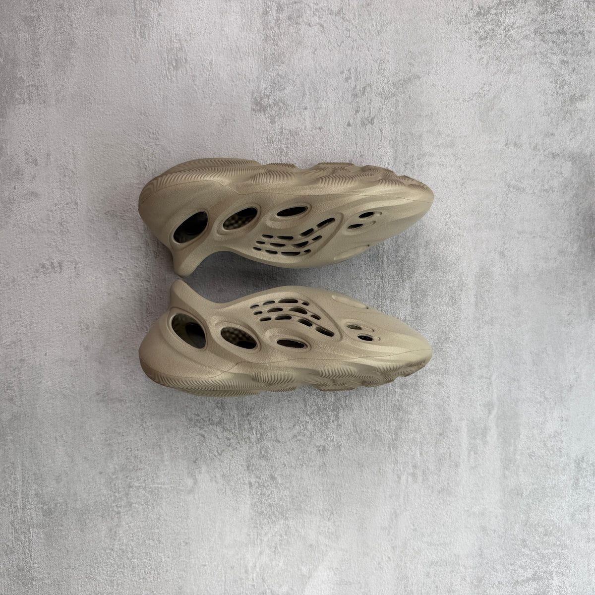 Adidas Yeezy Foam RNR Stone Salt UK 6
