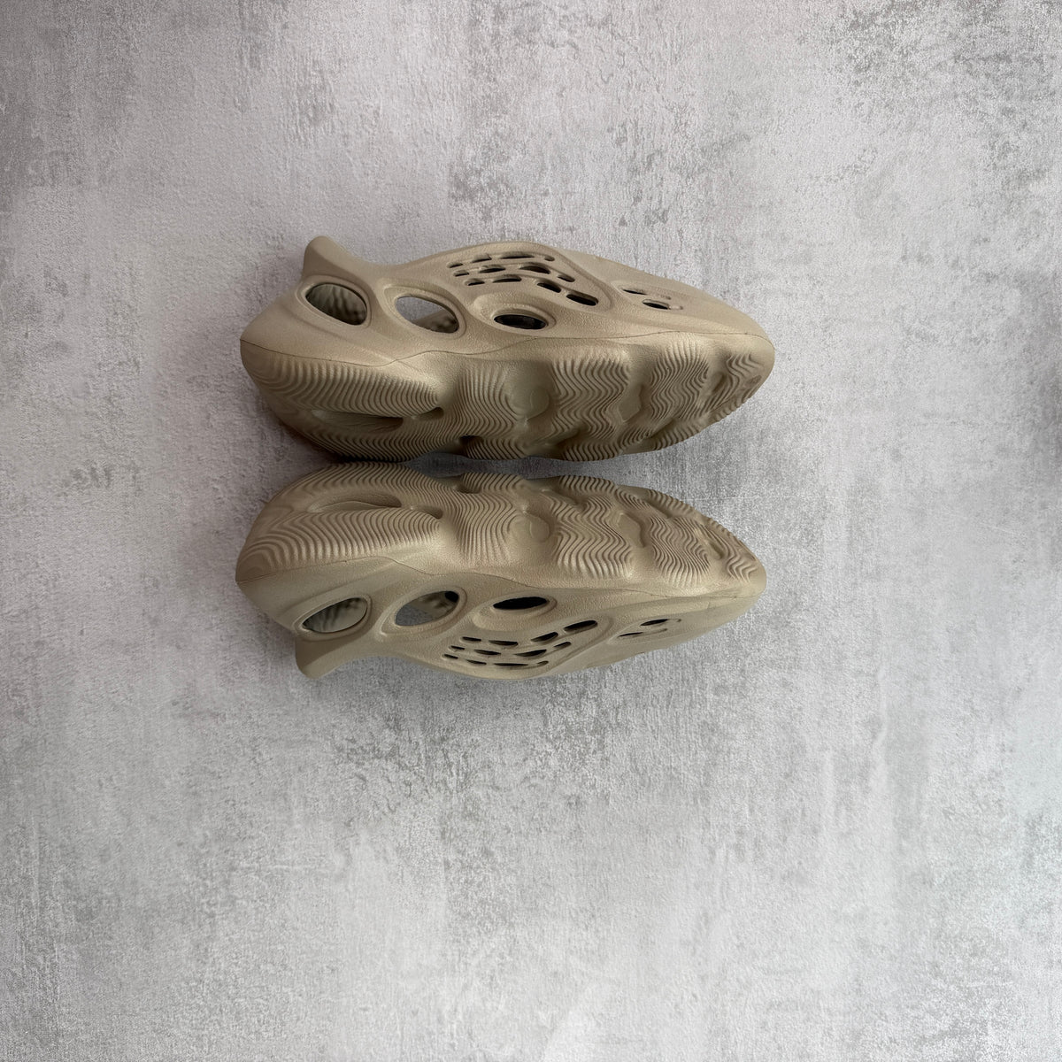 Adidas Yeezy Foam RNR Stone Salt UK 6