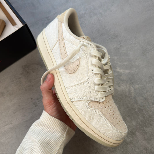 Nike Air Jordan 1 Low OG Craft ‘Chris Paul’ Light Cream
