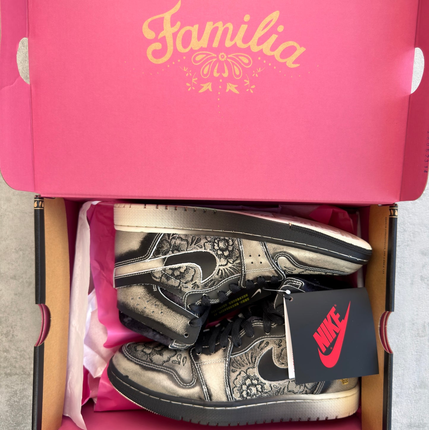 Air Jordan 1 Zoom CMFT 2 PRM “Día de Muertos”