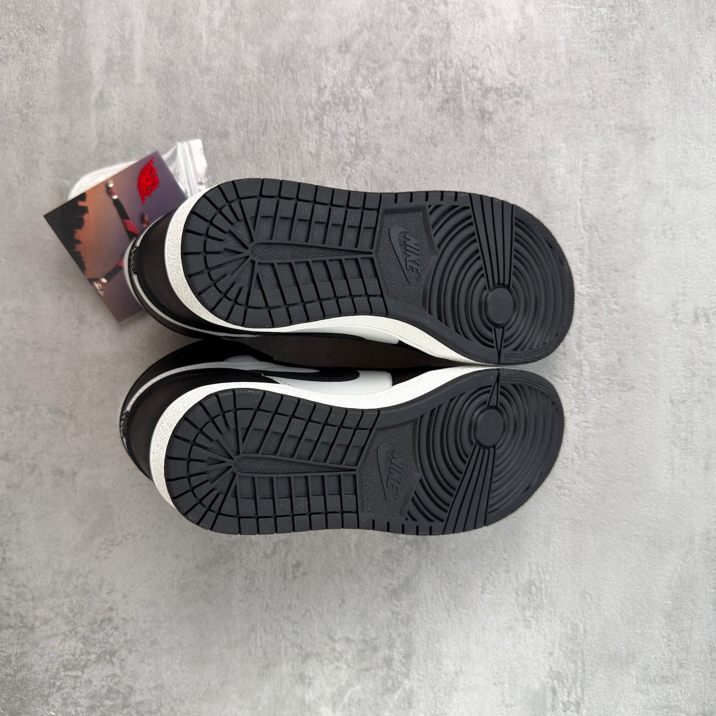 Air Jordan 1 High OG Black White (Panda)