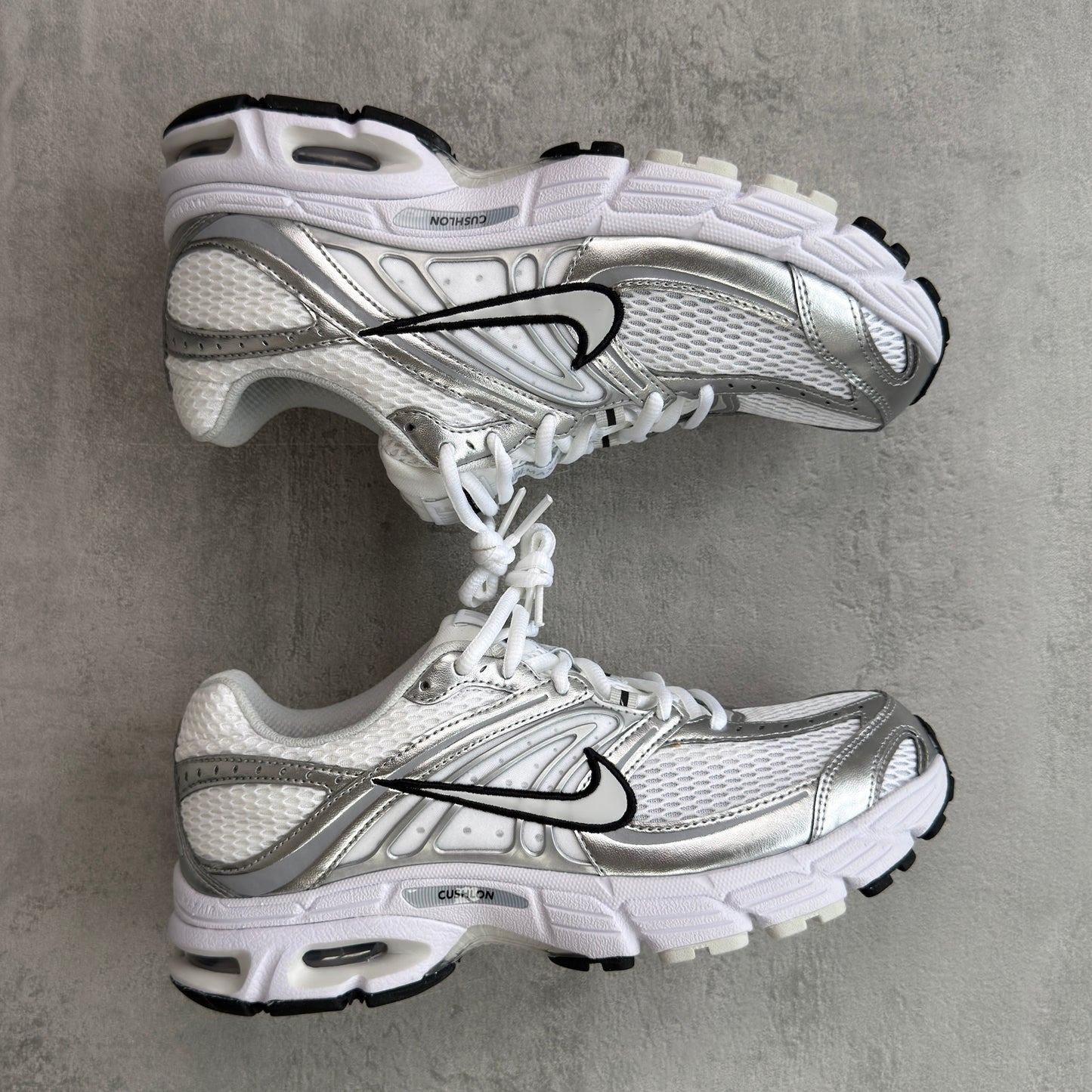 Nike Air Max Moto 2K White Photon Dust (W)
