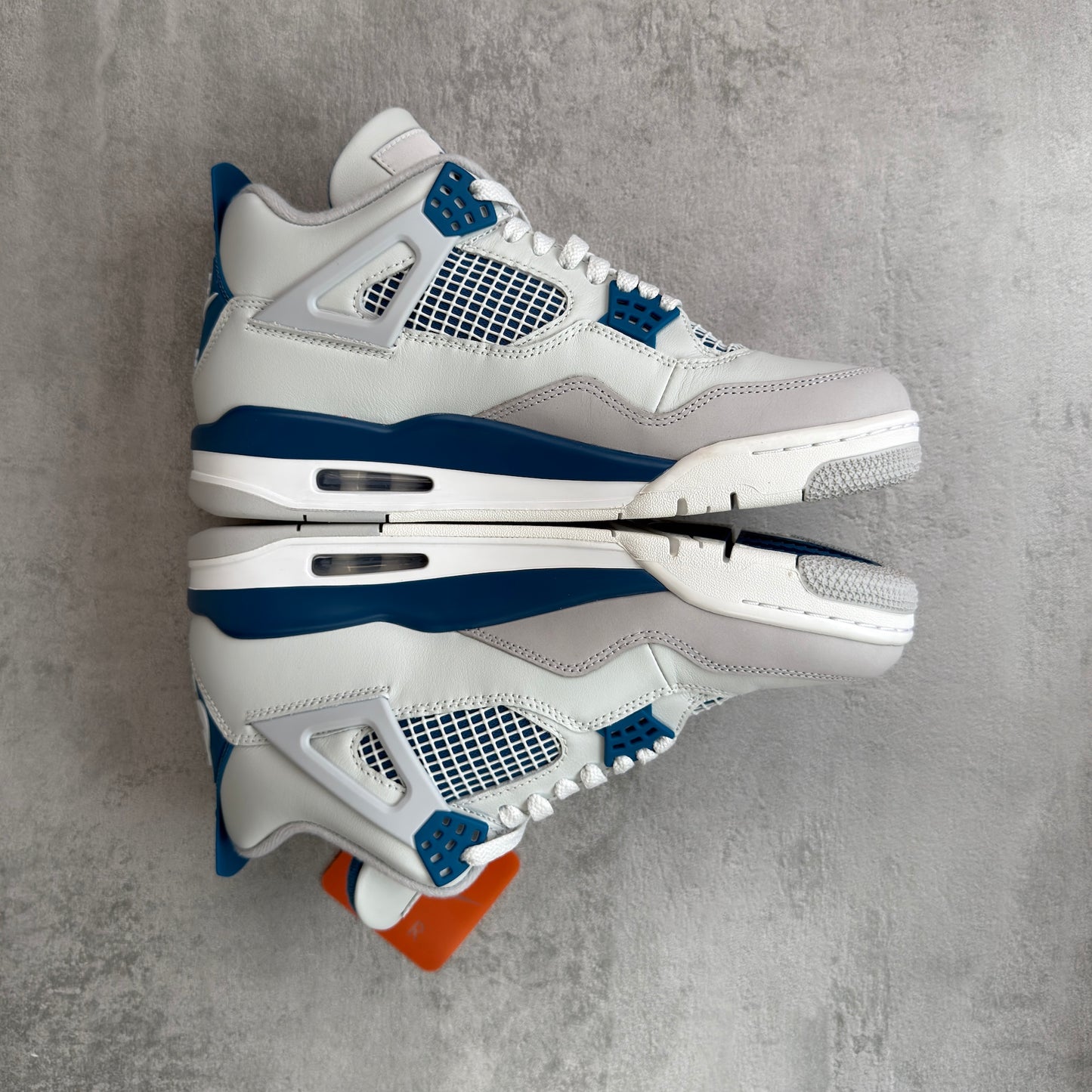Air Jordan 4 Retro 'Military Blue' (2024)