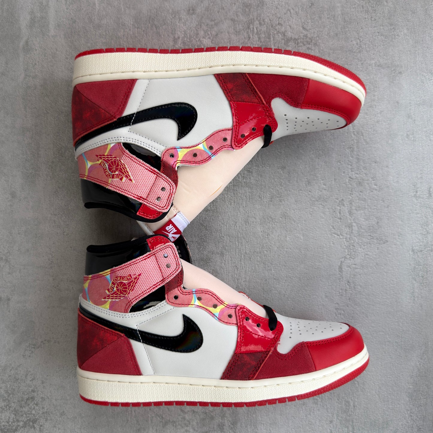 Air Jordan 1 Retro High OG SP 'Spider-Man: Across the Spider-Verse'