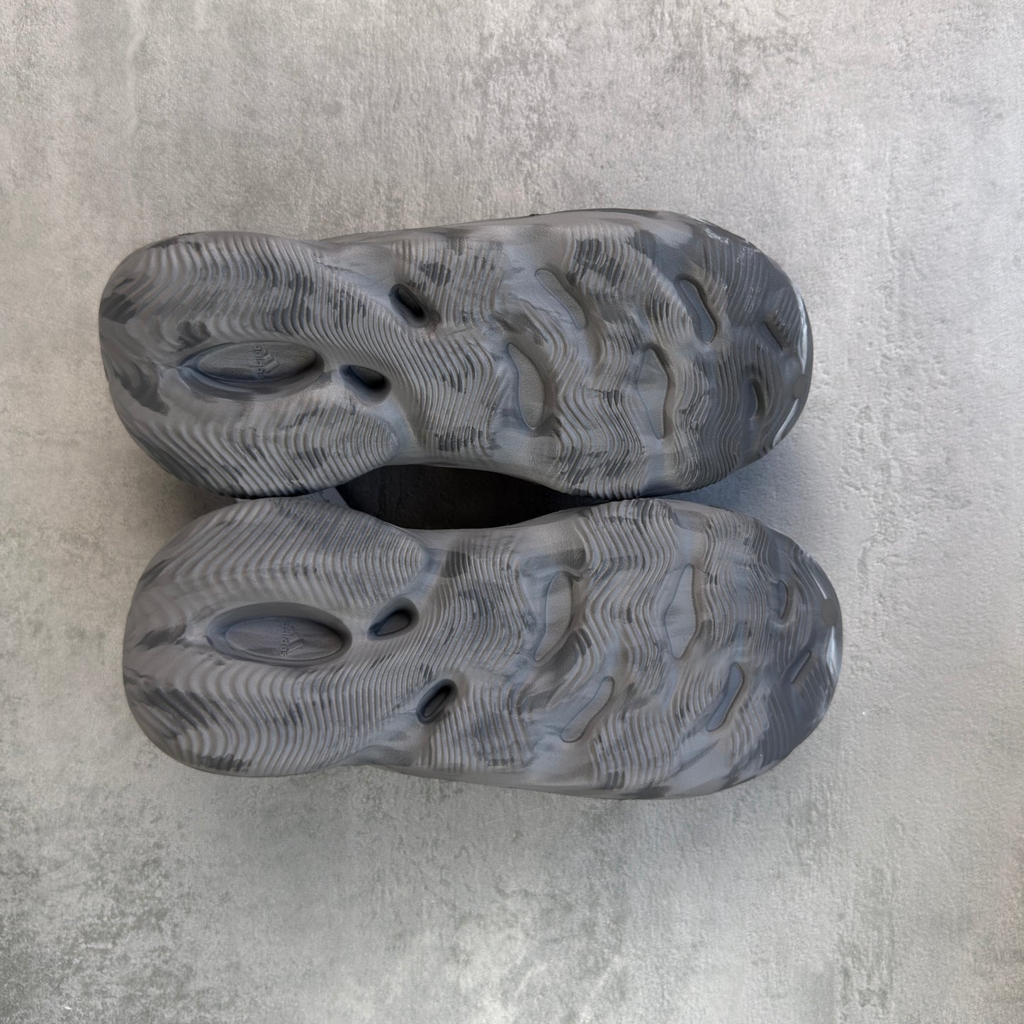 Adidas Yeezy Foam RNNR MX Granite
