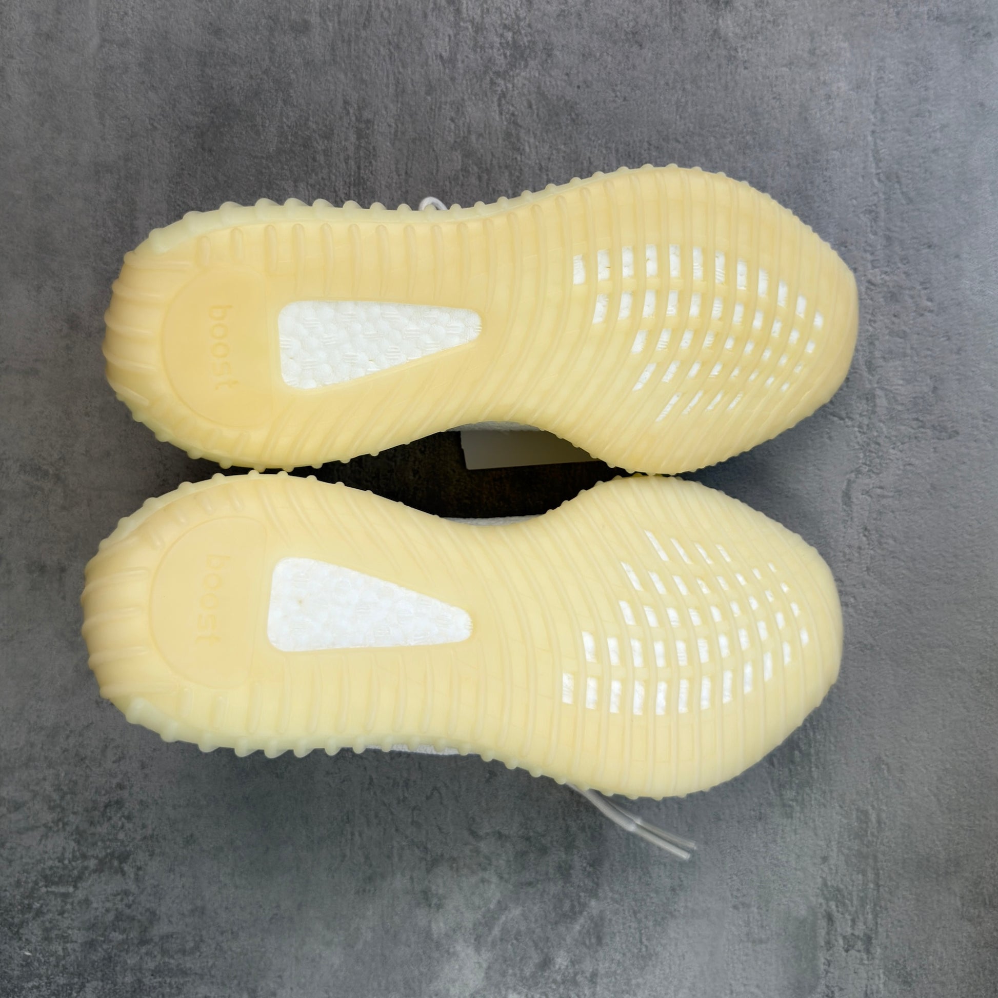 Adidas Yeezy Boost 350 V2 Cream White (Triple White) – Sneaky HQ