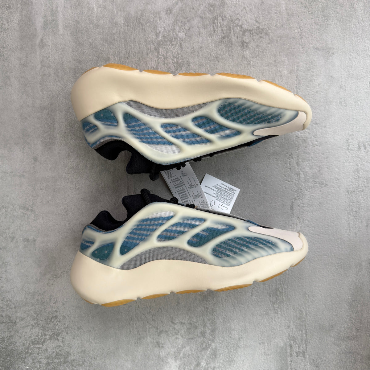 Adidas Yeezy 700 V3 Kyanite