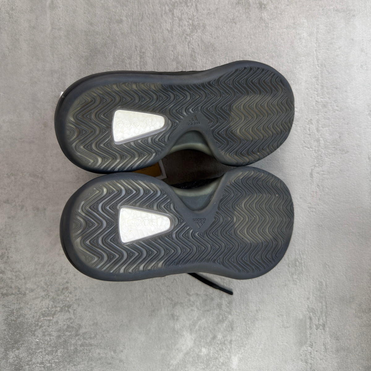 Adidas Yeezy QNTM Onyx
