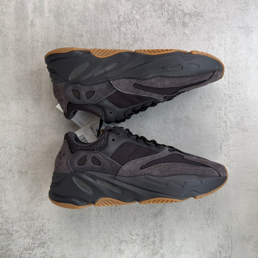 Adidas Yeezy Boost 700 Utility Black