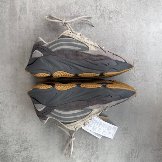 Adidas Yeezy Boost 700 V2 Tephra