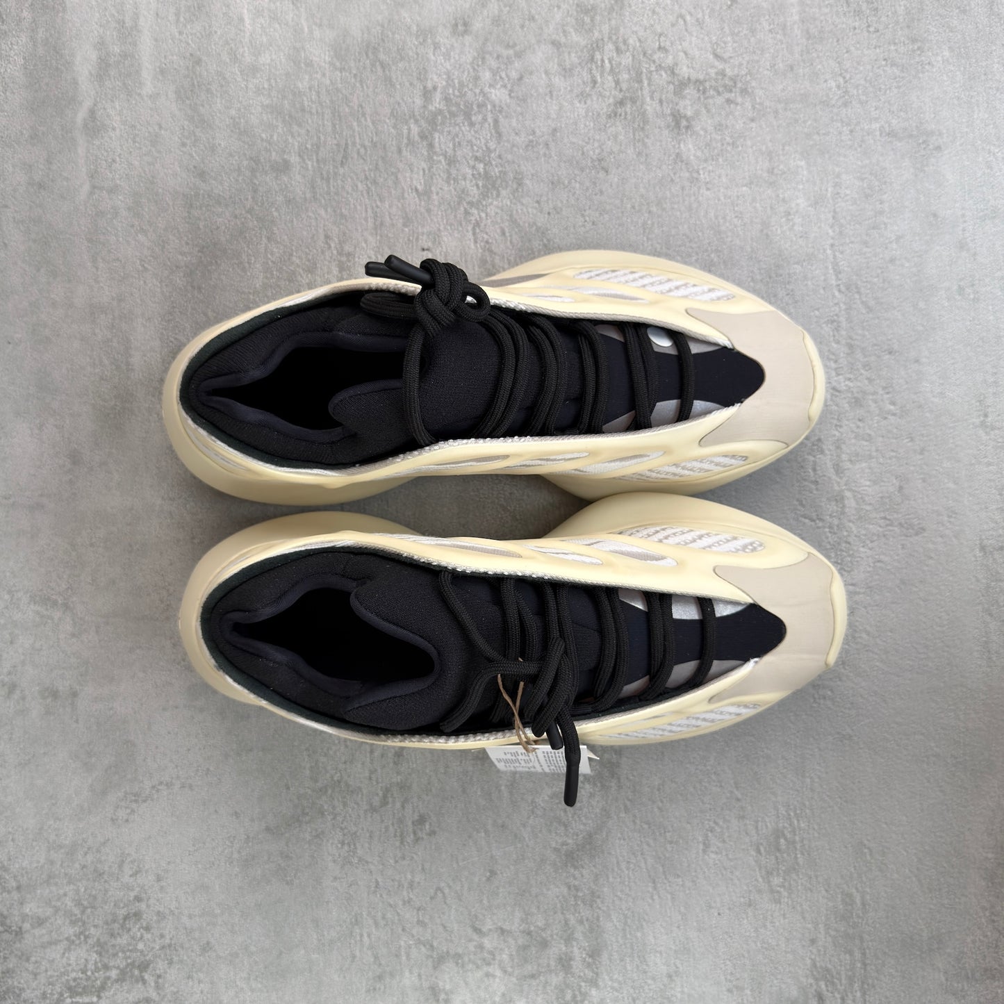 Adidas Yeezy 700 V3 Azael