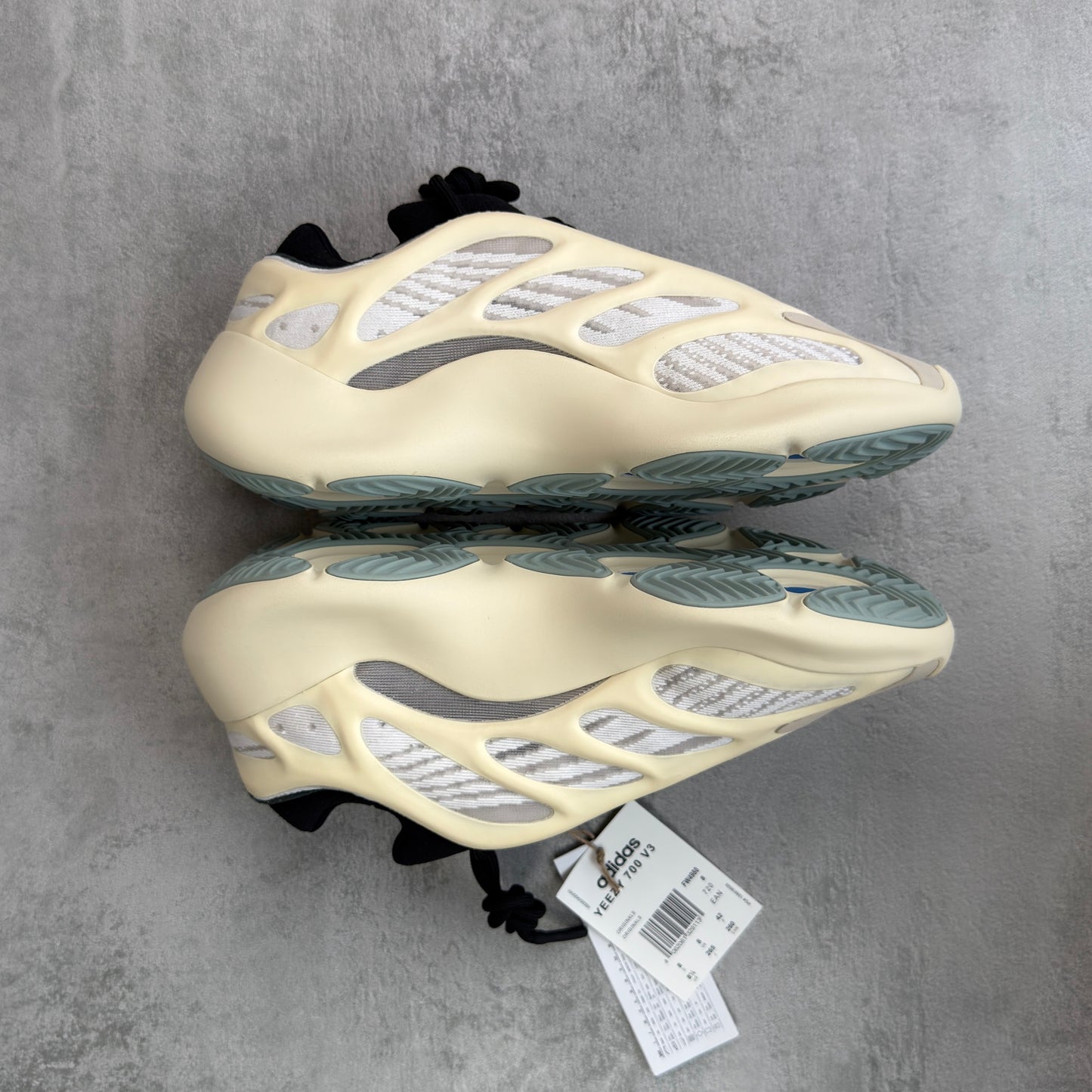Adidas Yeezy 700 V3 Azael