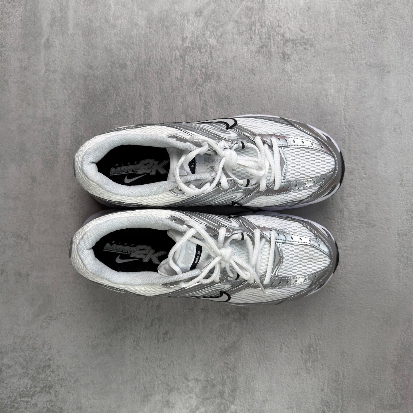 Nike Air Max Moto 2K