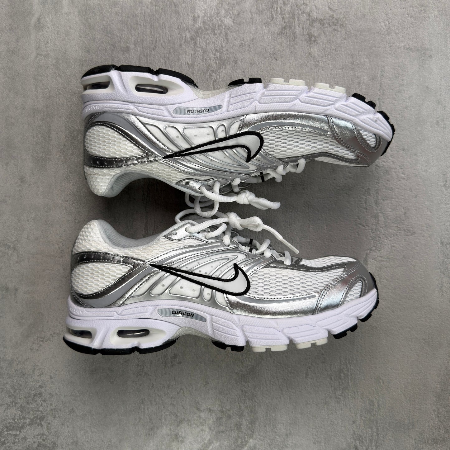 Nike Air Max Moto 2K