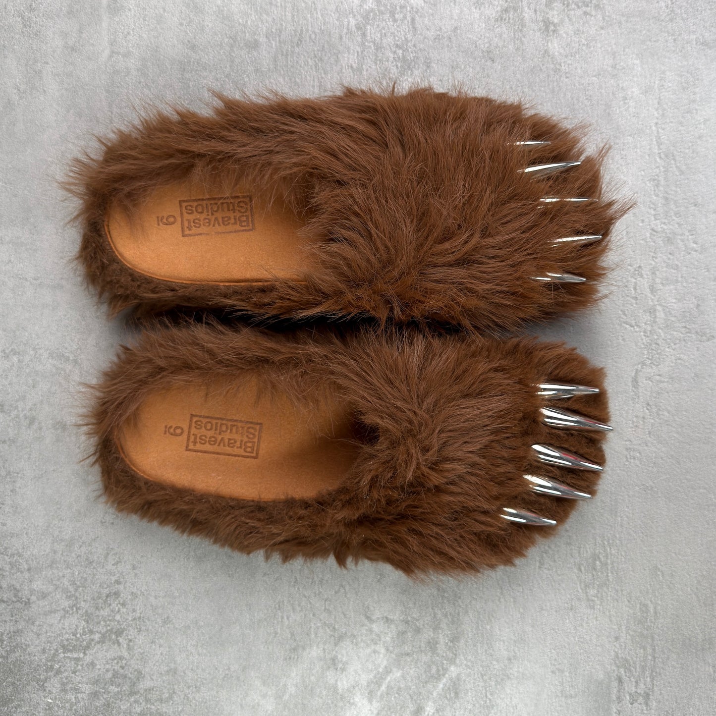 Bravest Studios Bear Claw Mule