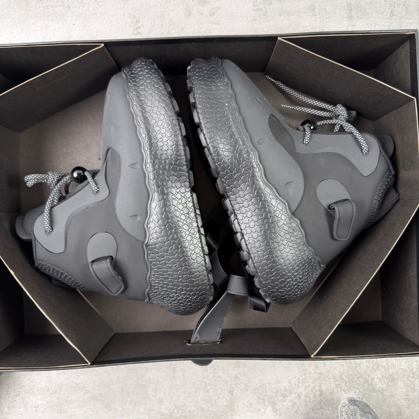 FCTRY Lab Stomper "Triple Black"