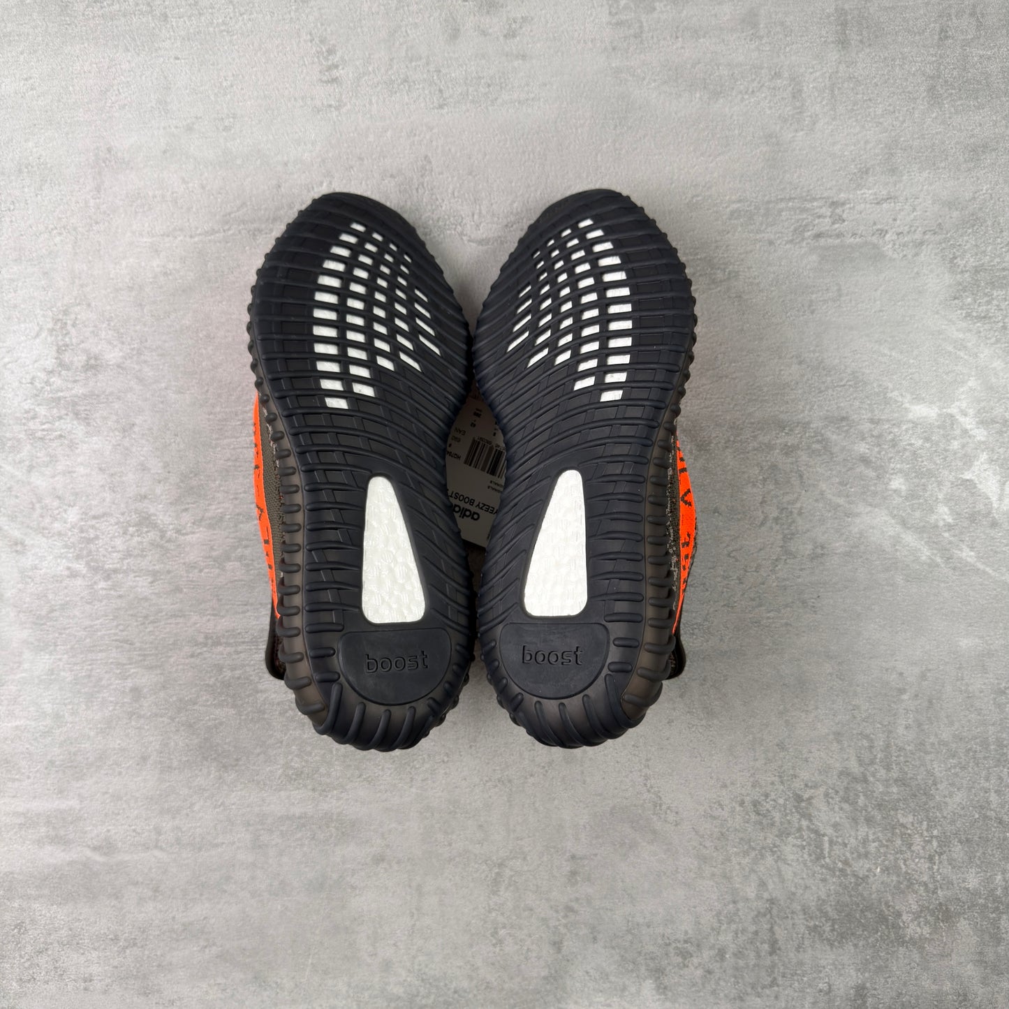 Adidas Yeezy Boost 350 V2 Carbon Beluga