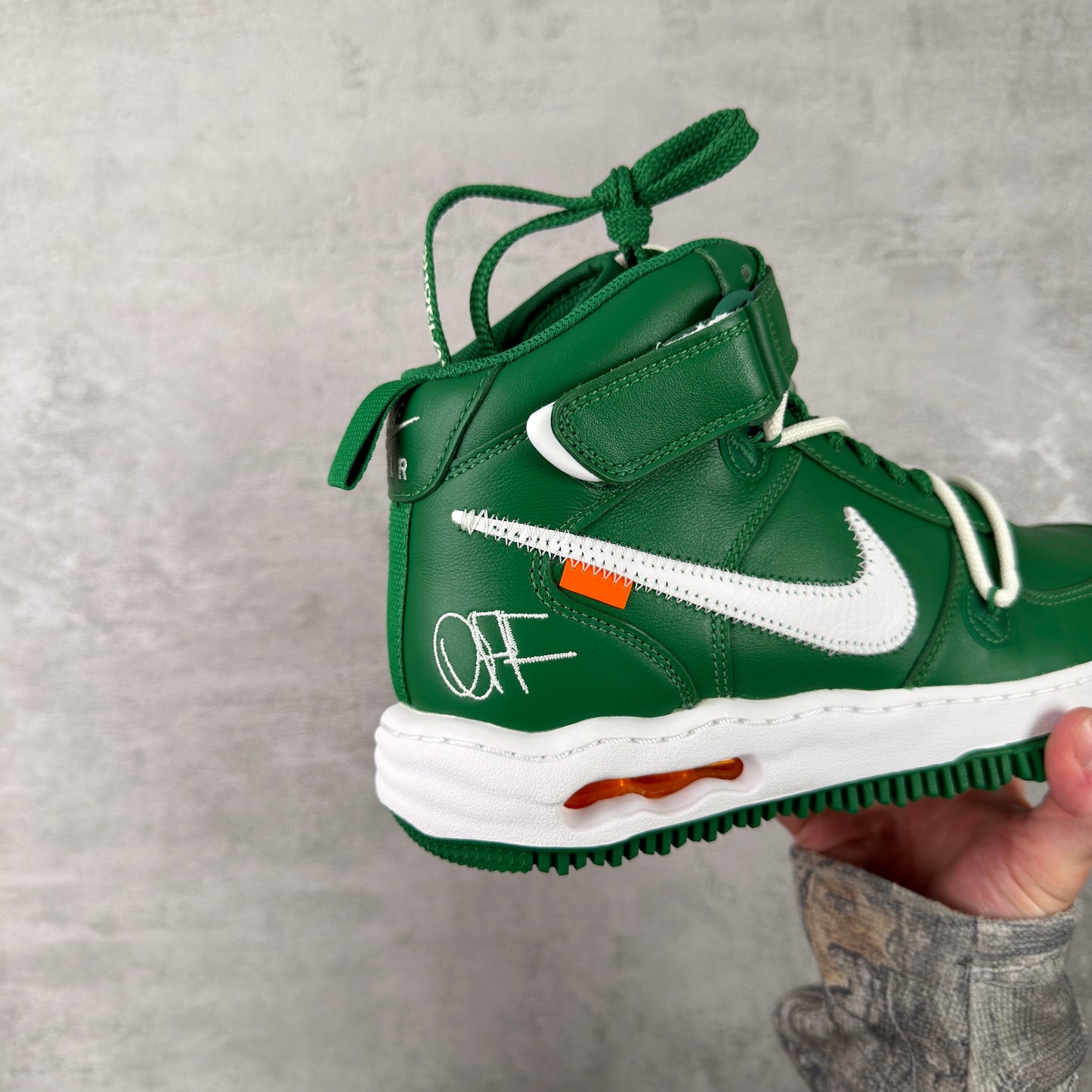 Nike x Off-White Air Force 1 Mid SP 'Pine Green'