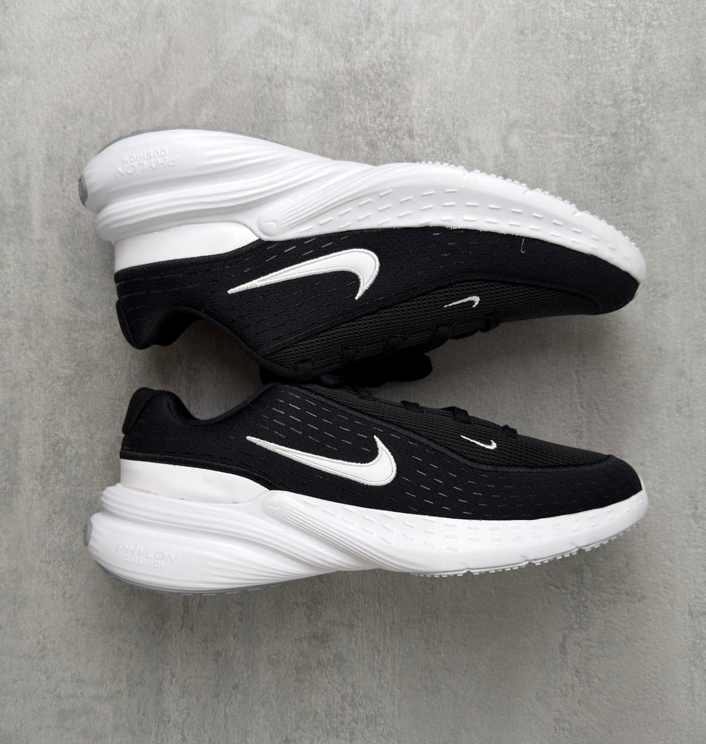 Nike Uplift SC
