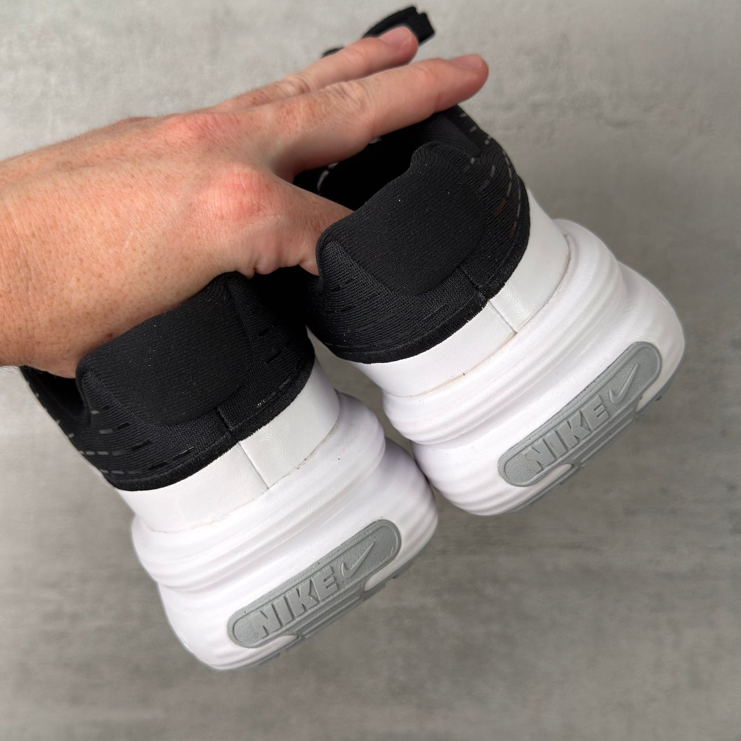 Nike Uplift SC