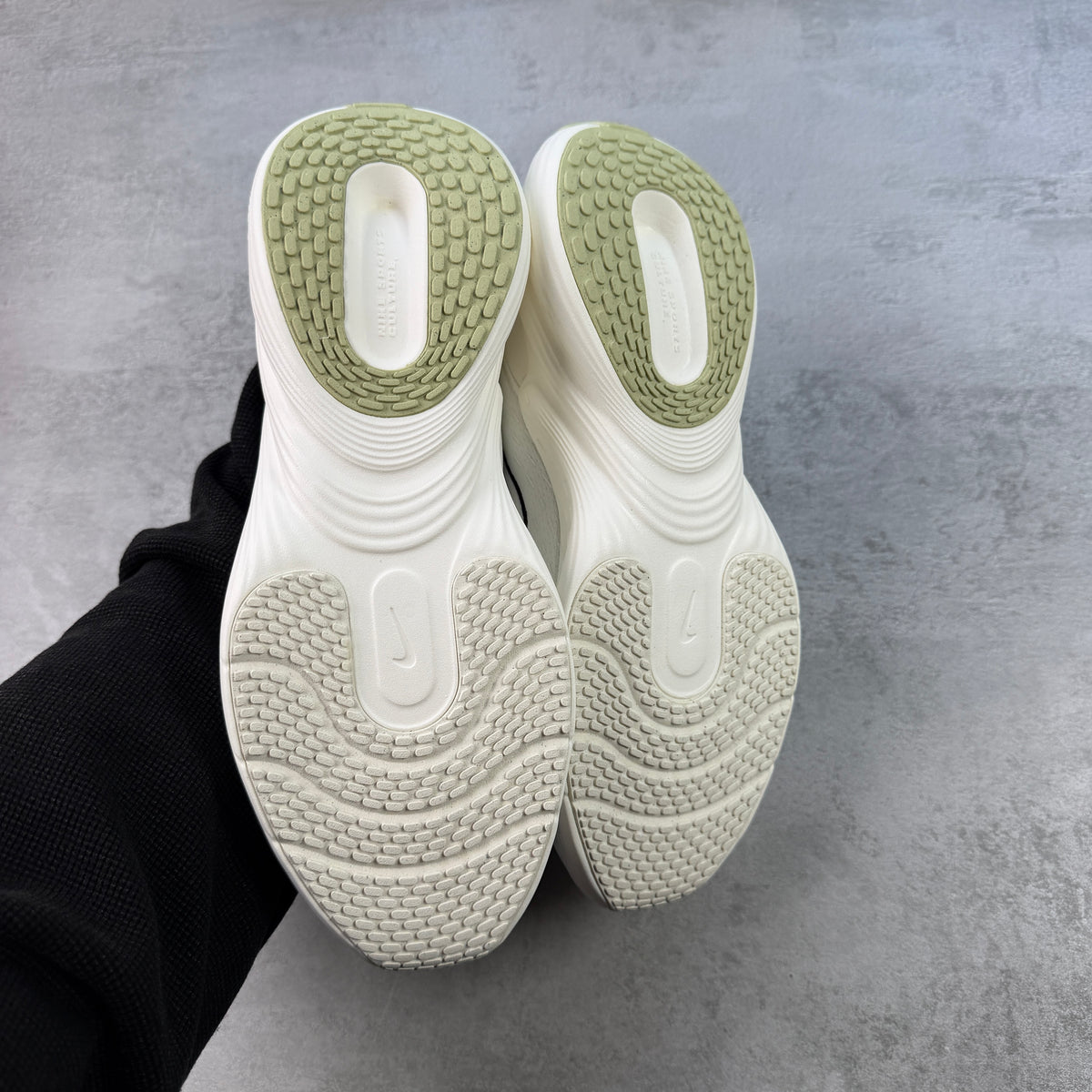 Nike Uplift SC Sail Black Life Lime