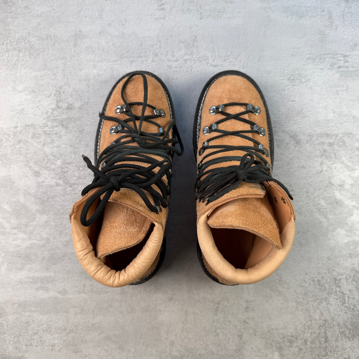 Pomidou Suede Hiking Boots Tan
