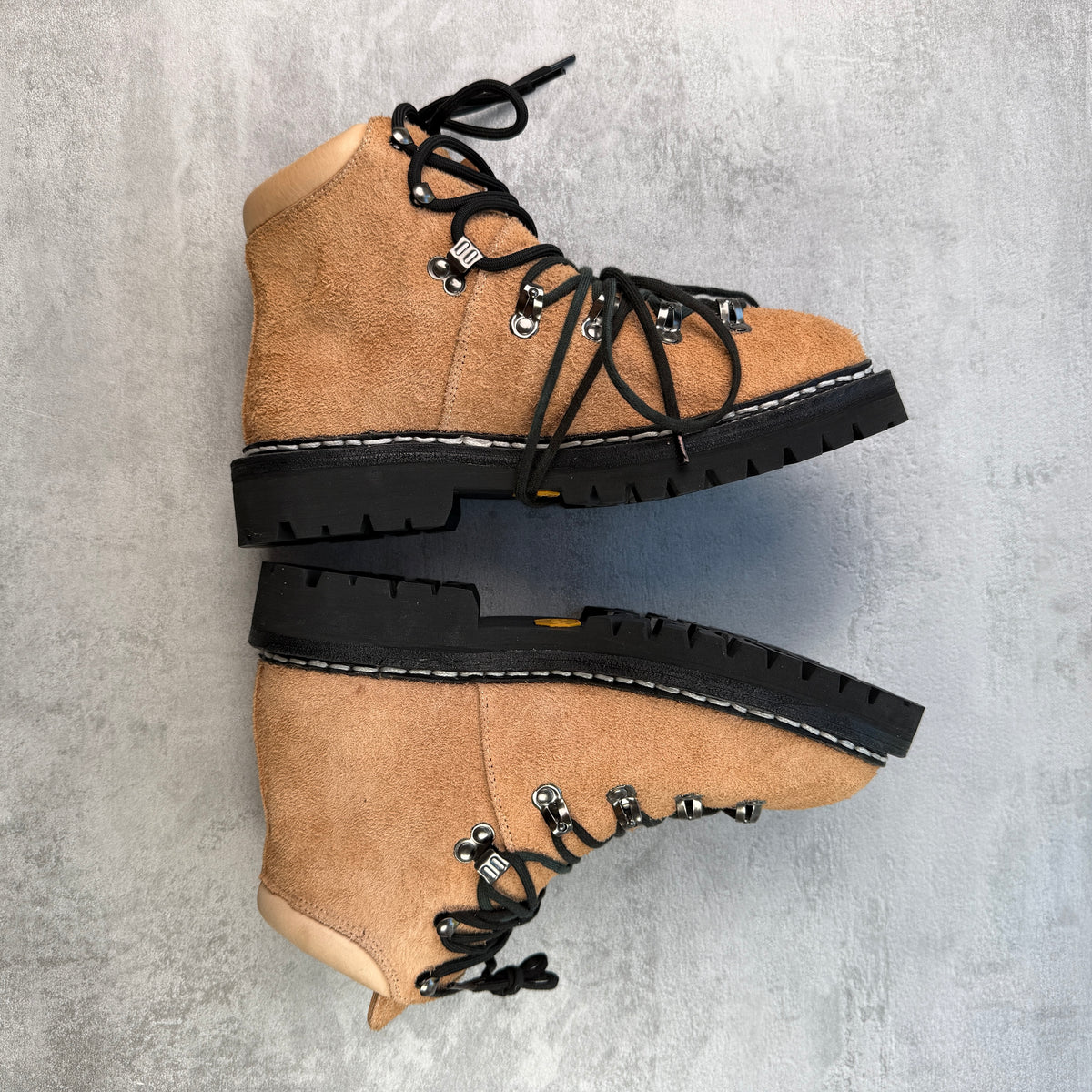 Pomidou Suede Hiking Boots Tan